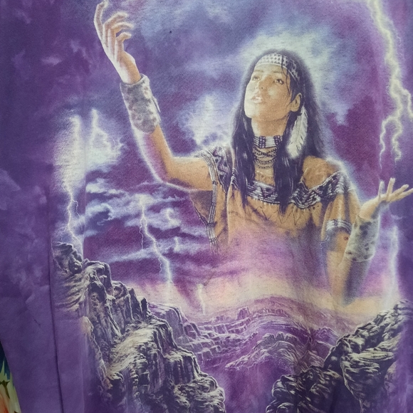 ~{Jerzees}~ Vintage 90's tie dye Native American print t-shirt. - Picture 3 of 10